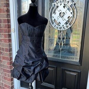 🖤Jessica McClintock Bubble Mini🖤
